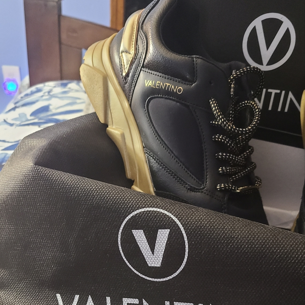 Valentino Theo Sneakers